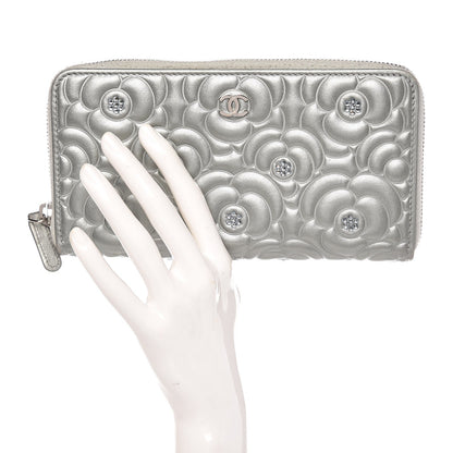Chanel Metallic Calfskin Diamante Camellia Zip Around Wallet Silver 2 of 9