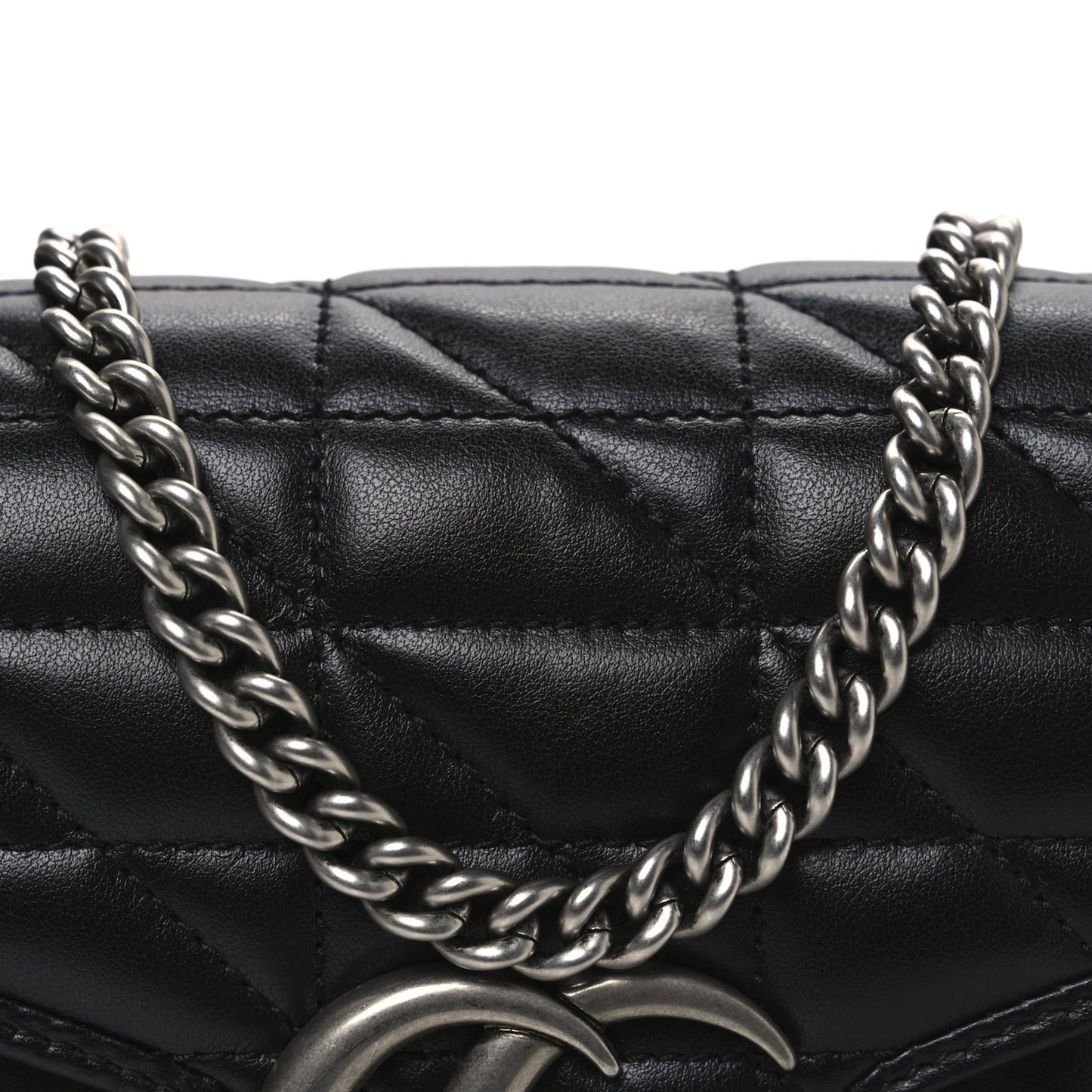 Calfskin Matelasse Aria GG Marmont Chain Wallet Black