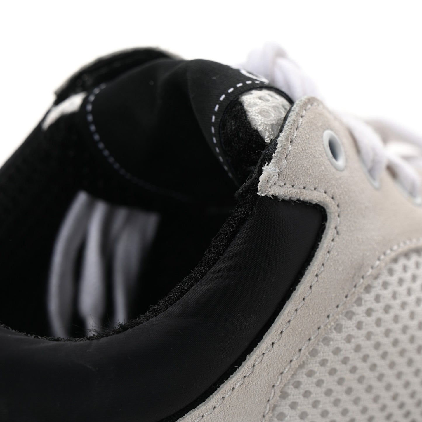 Mesh Suede Calfskin Grained Calfskin Womens CC Sneakers 35.5 White Black