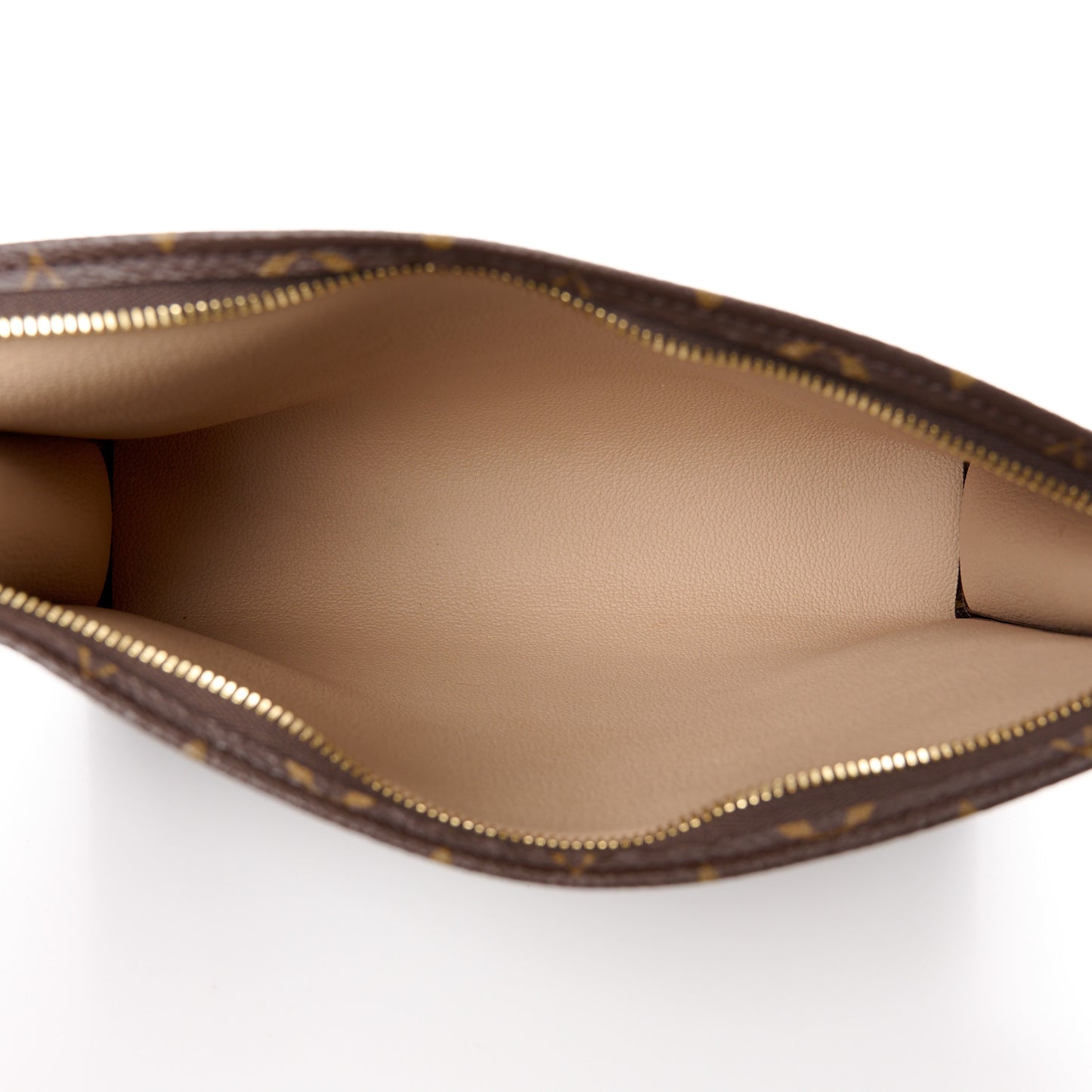 LOUIS VUITTON Monogram Toiletry Pouch 26