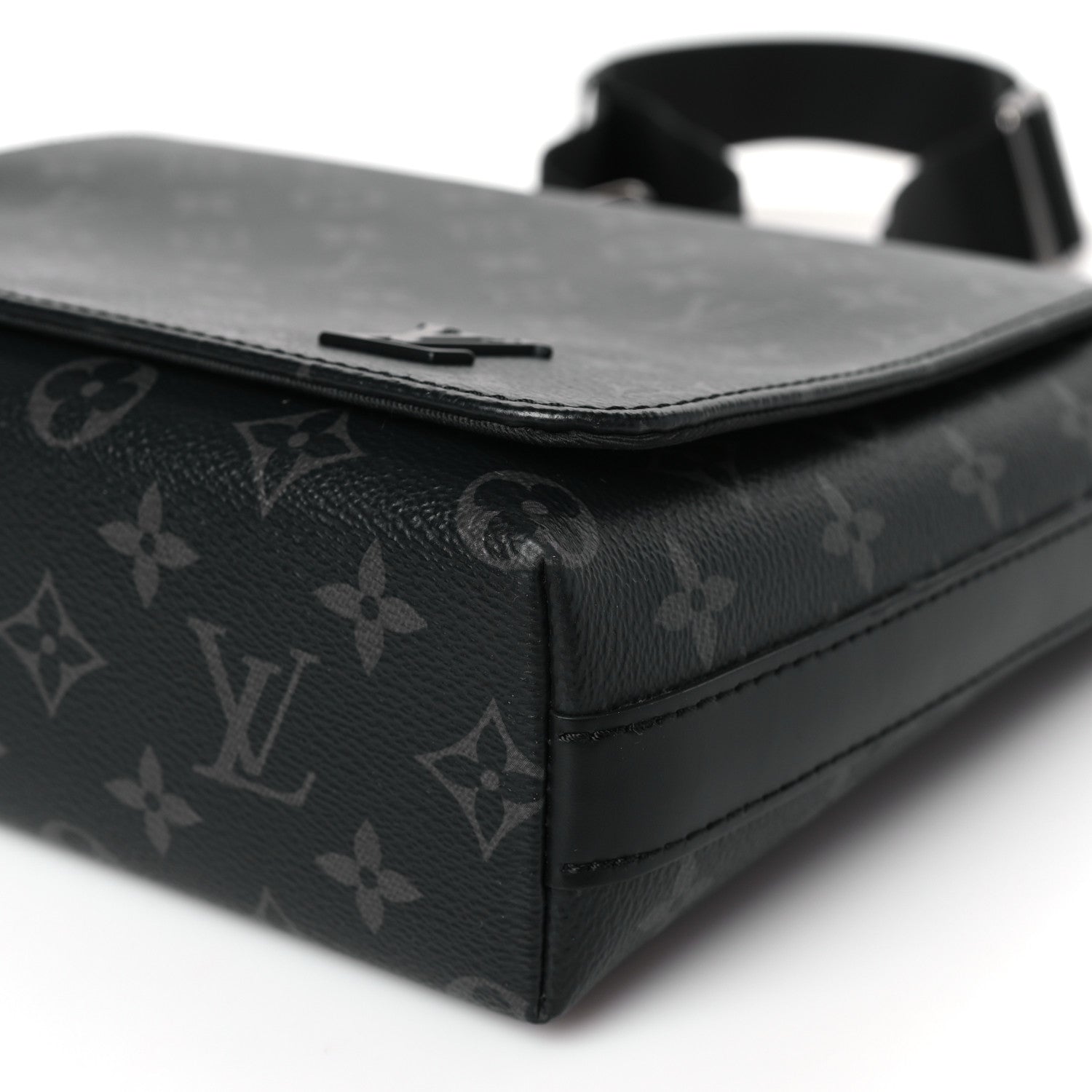 Louis Vuitton Monogram Eclipse District PM Black 8 of 8