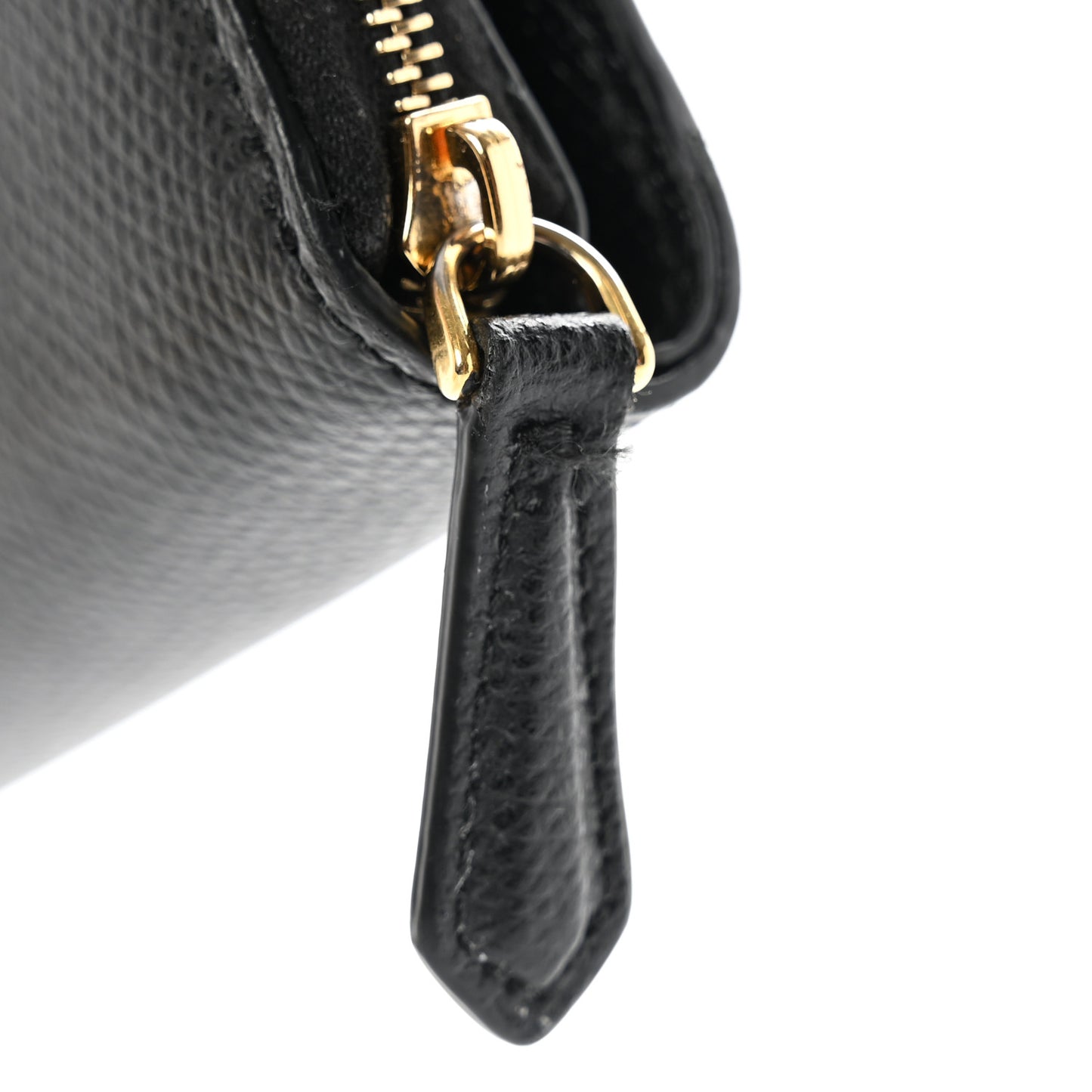 Vitello Cruise F is Fendi Wallet Black