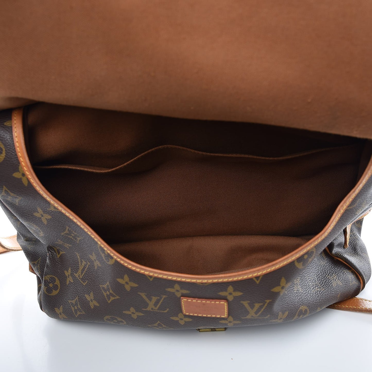 Monogram Saumur 35