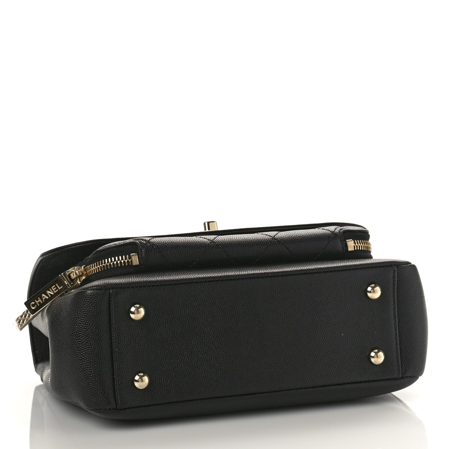 Caviar Quilted Medium Business Affinity Flap Black