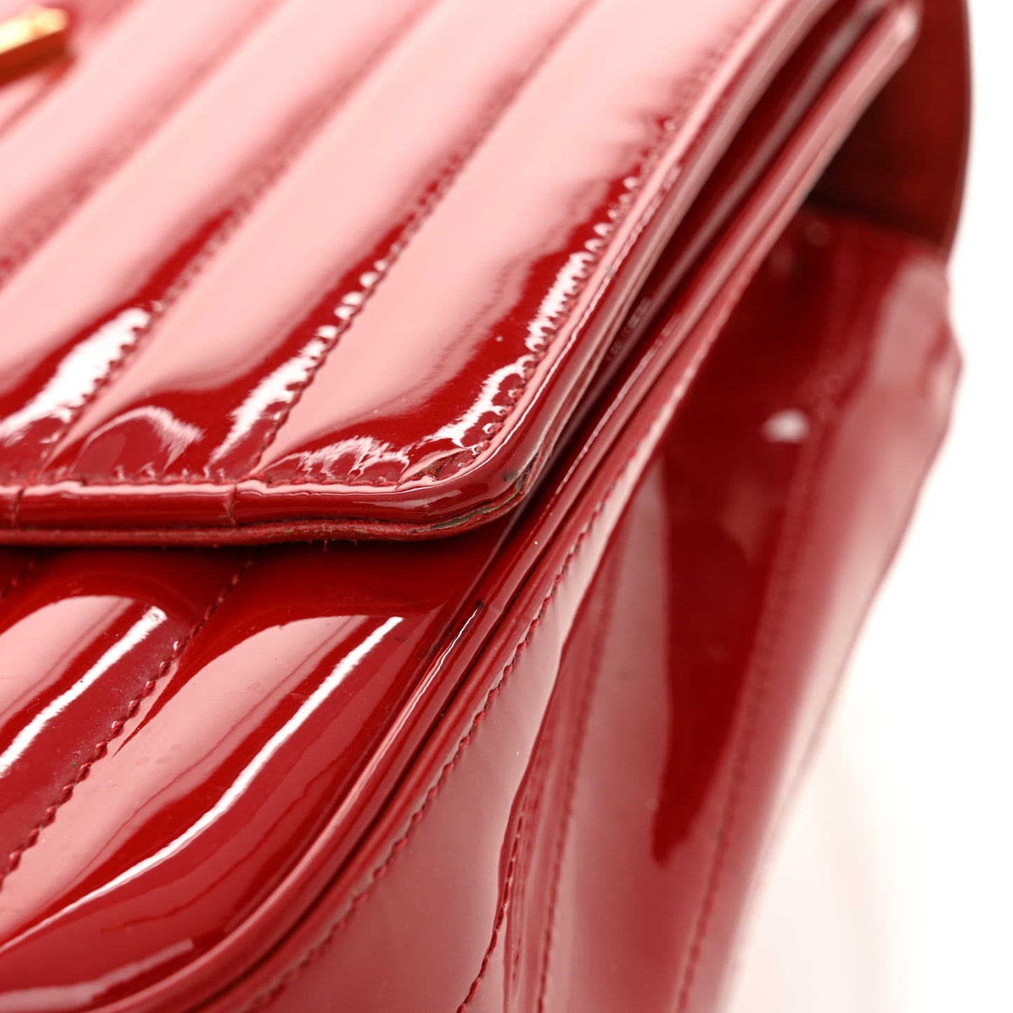 Patent Matelasse Monogram Large Vicky Chain Bag Rouge Eros
