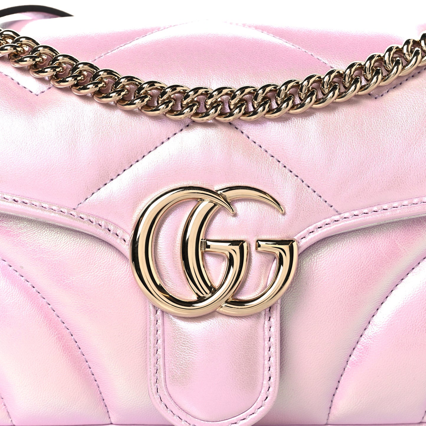 Iridescent Nappa Chevron Matelasse Small GG Marmont Shoulder Bag Iridescent Escape Pink