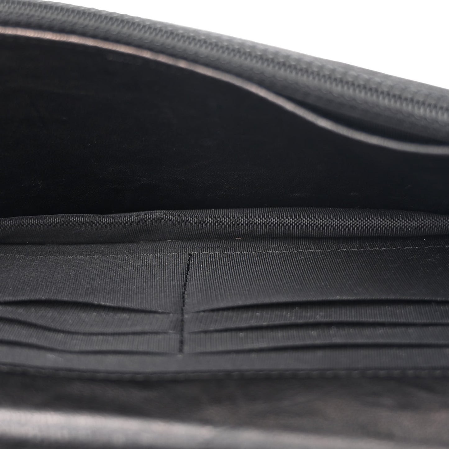 Crumpled Lambskin Studded Paris Dallas Wallet On Chain WOC Black