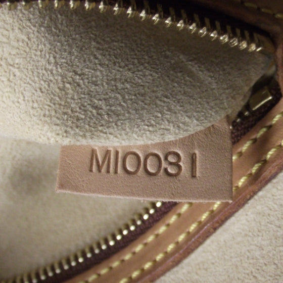 Louis Vuitton Monogram Looping MM 9 of 9