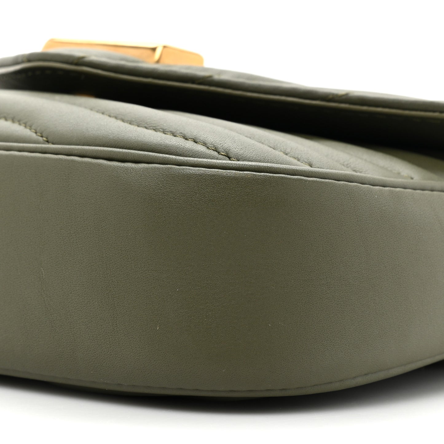 Calfskin New Wave Multi Pochette Kaki