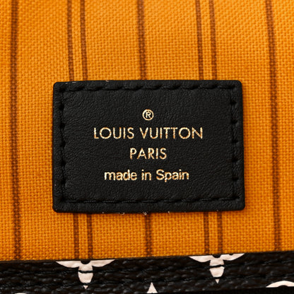 Louis Vuitton Monogram Giant Jungle Neverfull MM Black 6 of 10