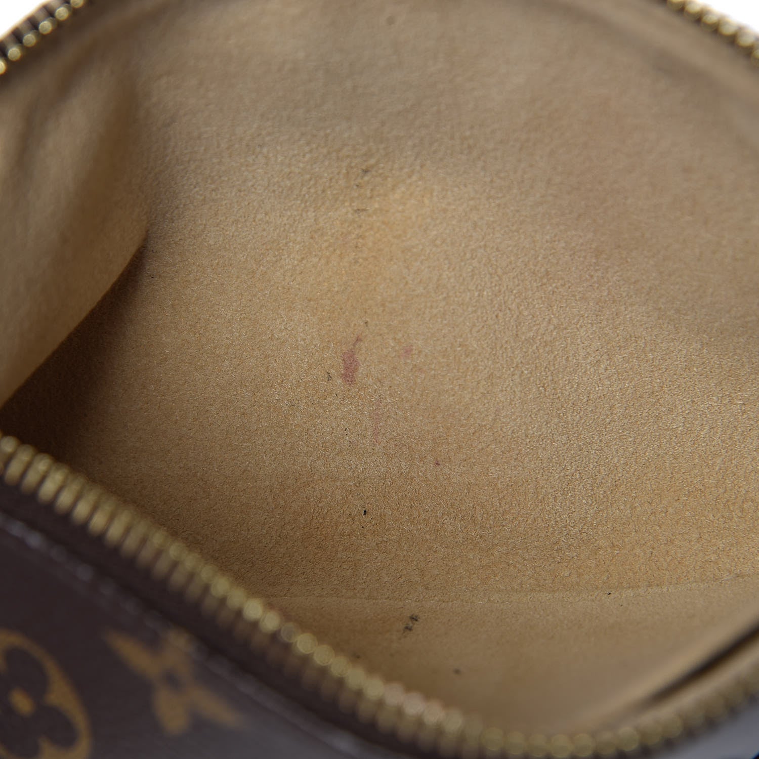 Louis Vuitton Monogram Pochette Milla MM 10 of 12