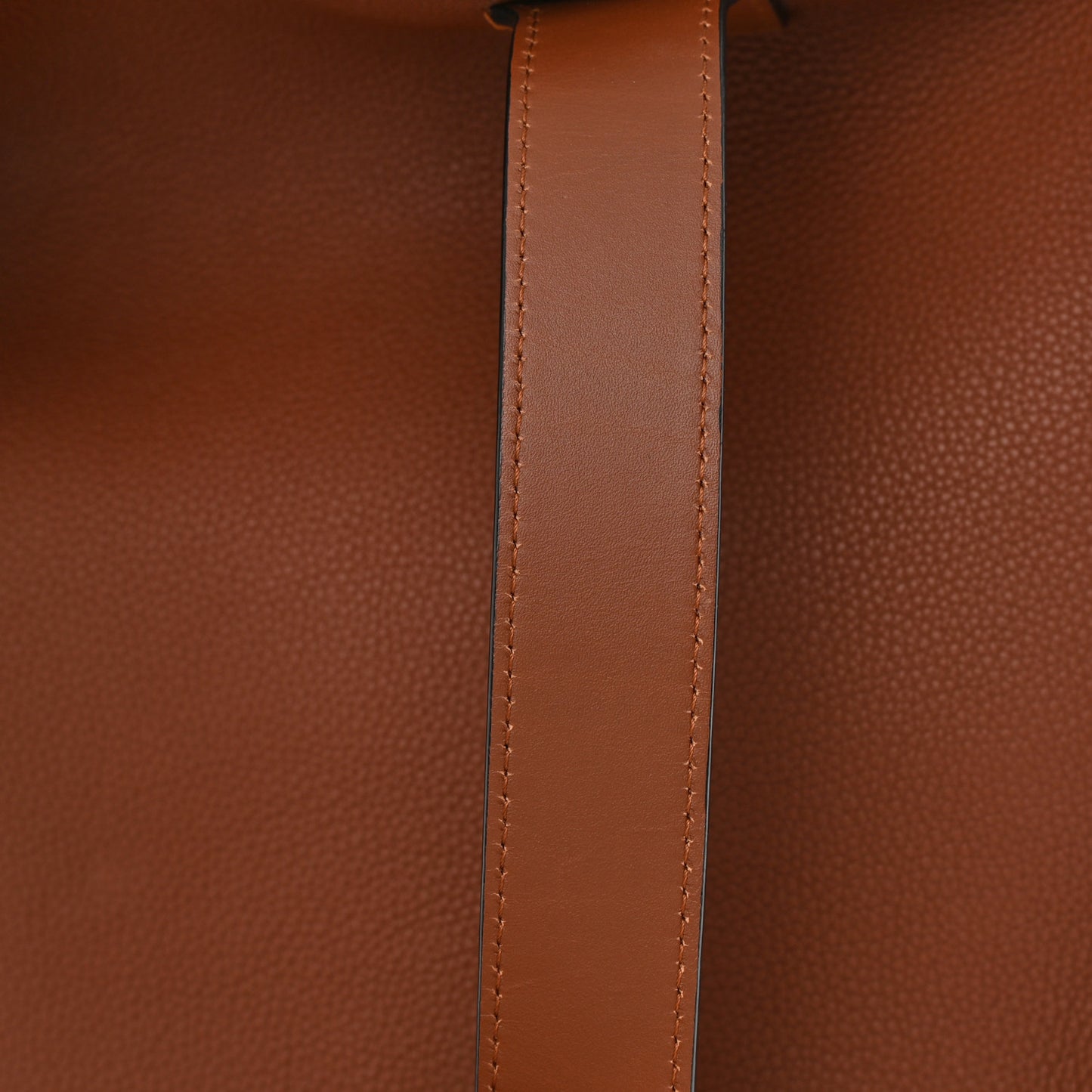 Grained Calfskin Buckle Tote Brown