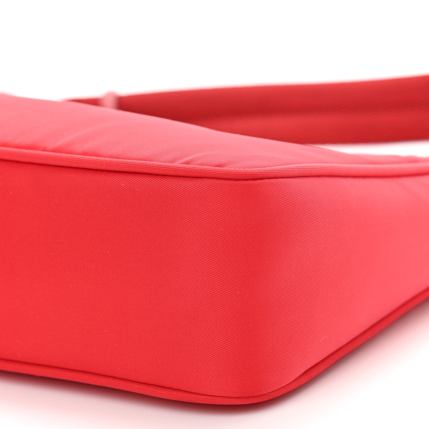 Tessuto Nylon Mini Re-Edition 2000 Bag Rosso