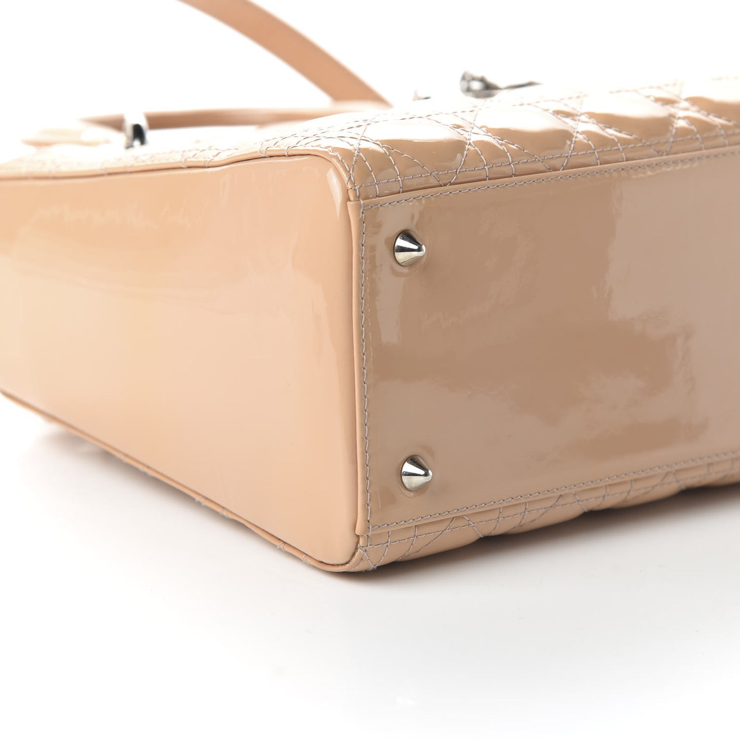 Patent Cannage Medium Lady Dior Beige