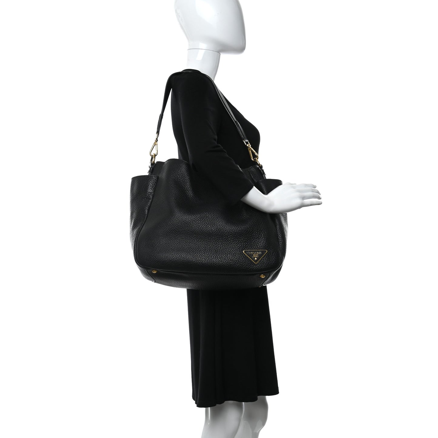 Vitello Daino Side Pocket Hobo Black