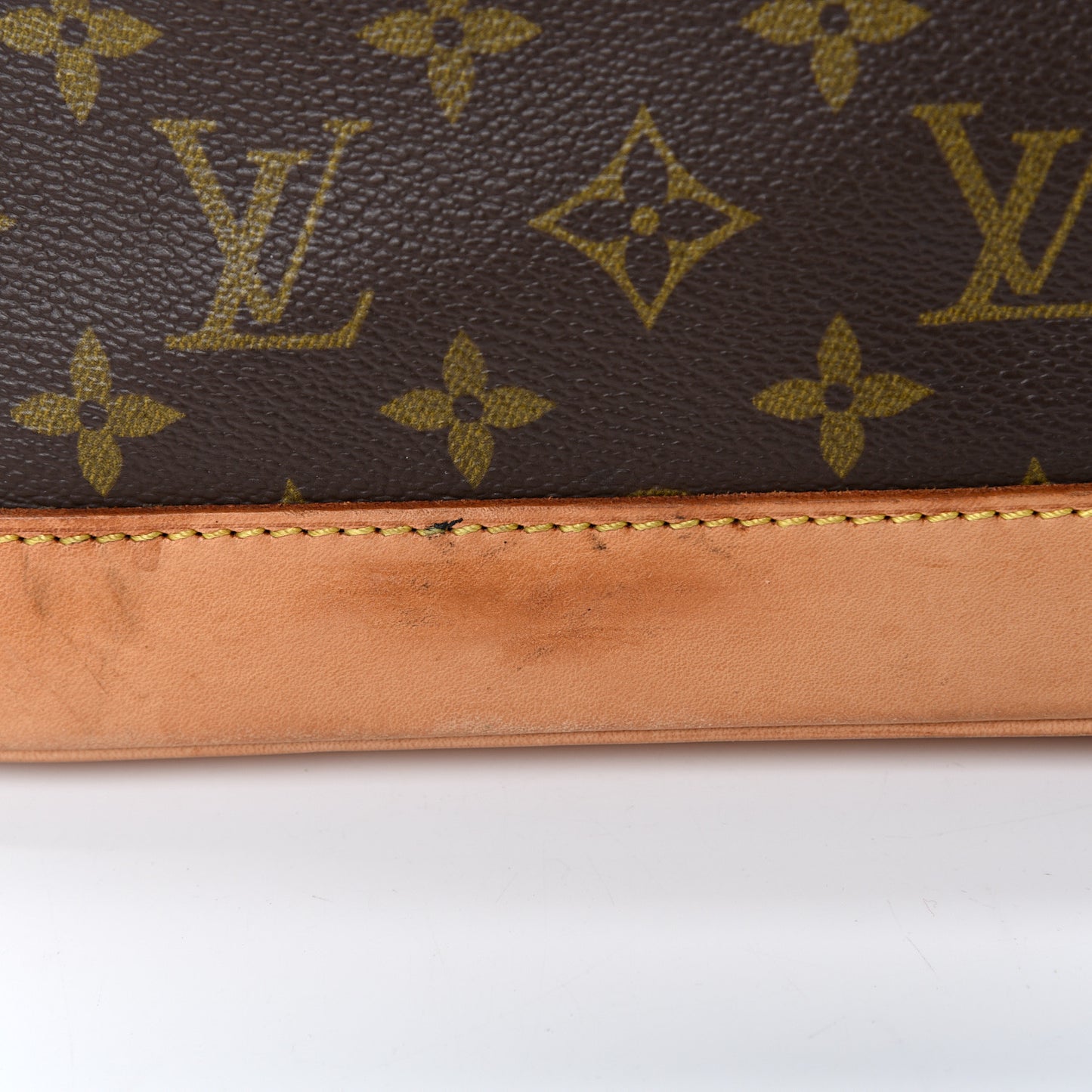 Monogram Alma PM