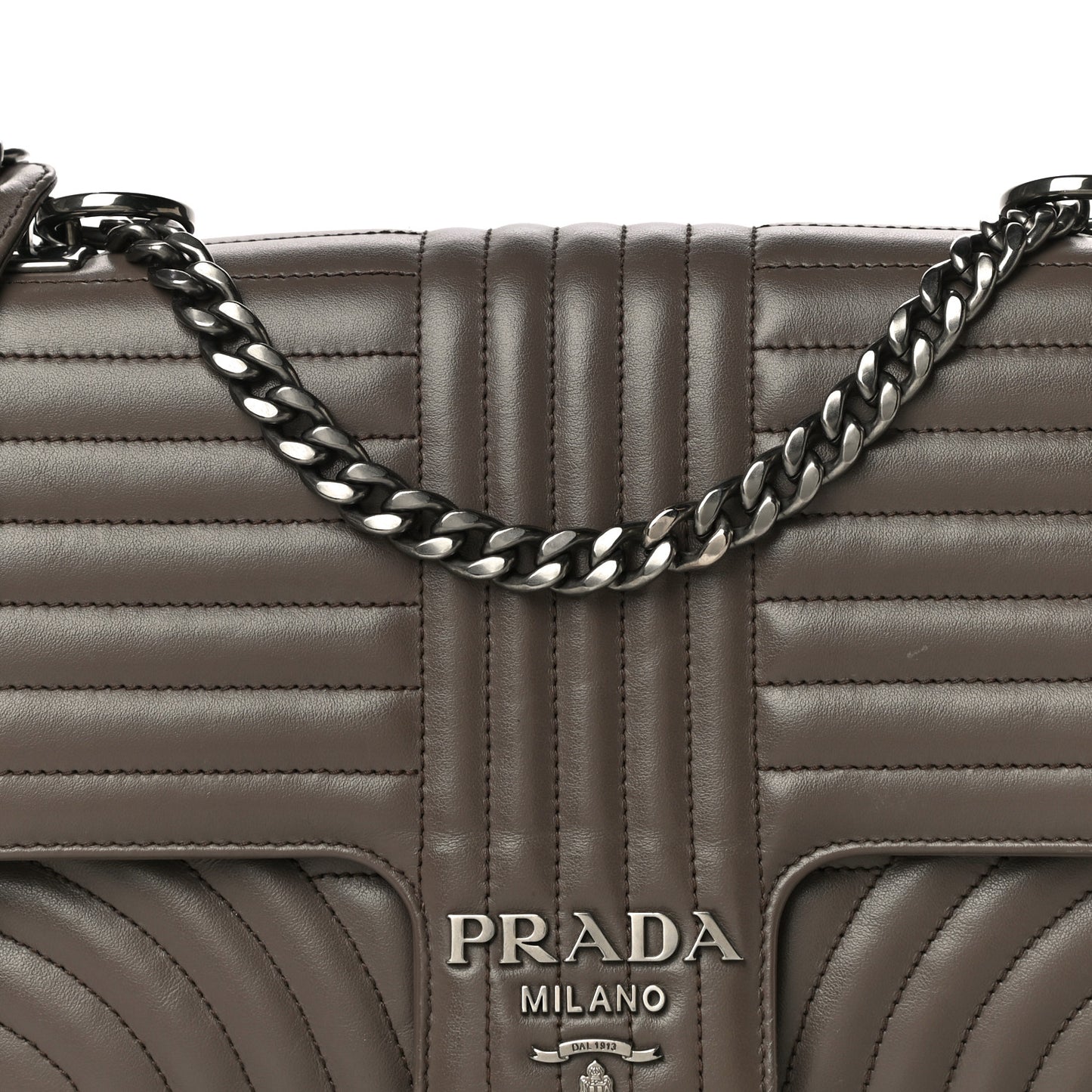 Soft Calfskin Impunture Diagramme Large Chain Flap Shoulder Bag Bambu