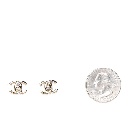 Chanel Metal CC Turnlock Earrings Gold 2 of 5