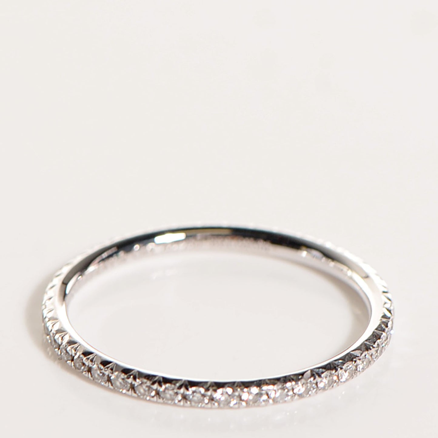 18K White Gold Diamond Metro Ring 5