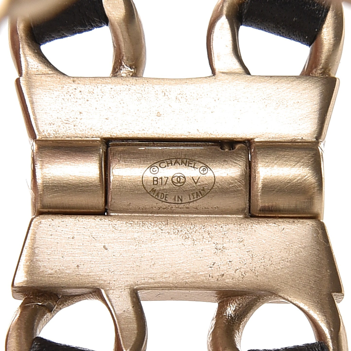 Lambskin Chain CC Cuff Black Gold