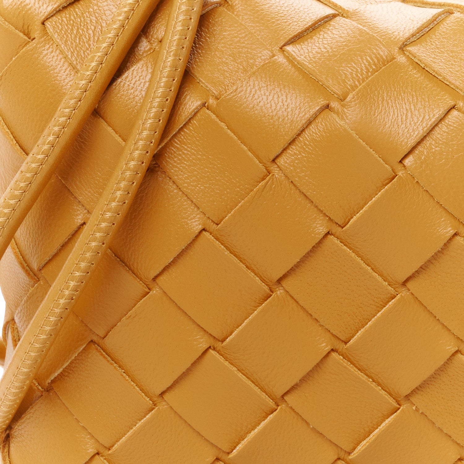 Bottega Veneta Nappa Intrecciato Small Loop Camera Bag Cob 7 of 9