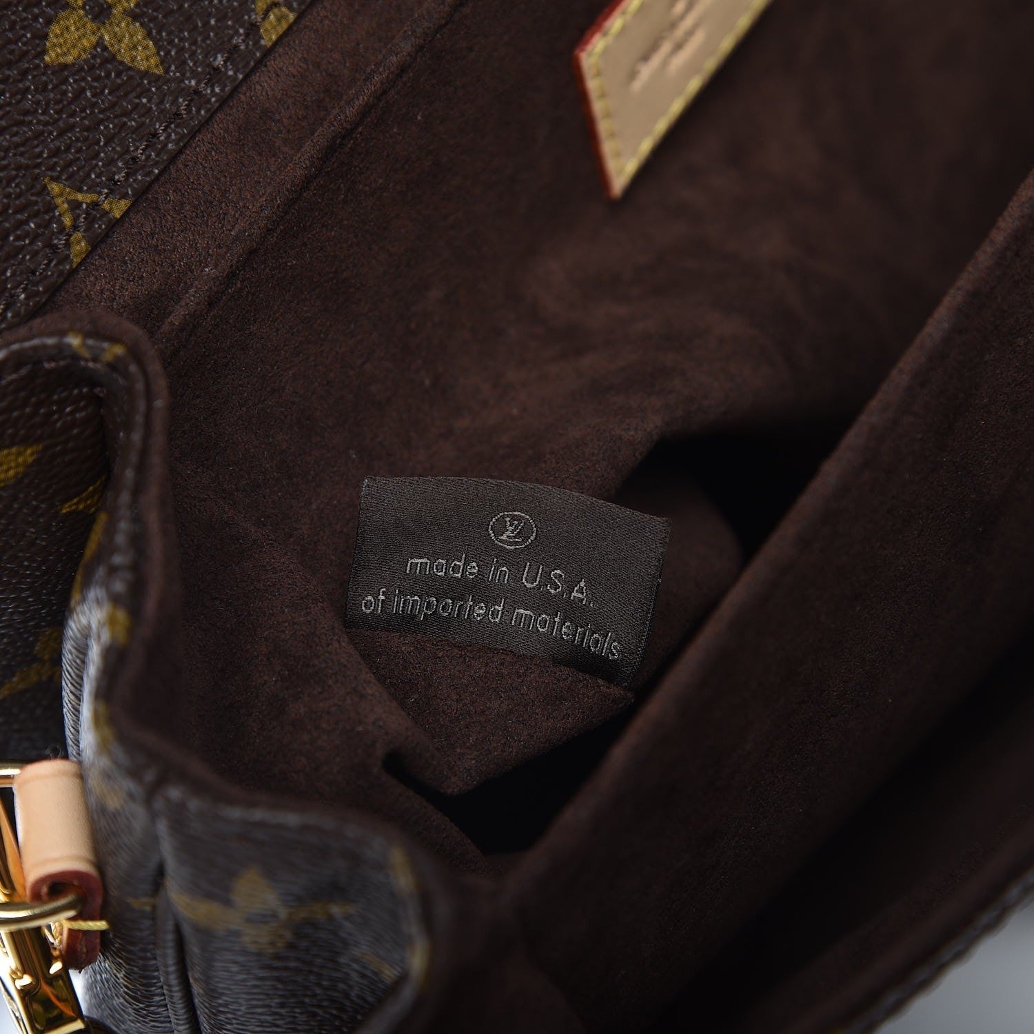 Louis Vuitton Monogram Pochette Metis 7 of 8