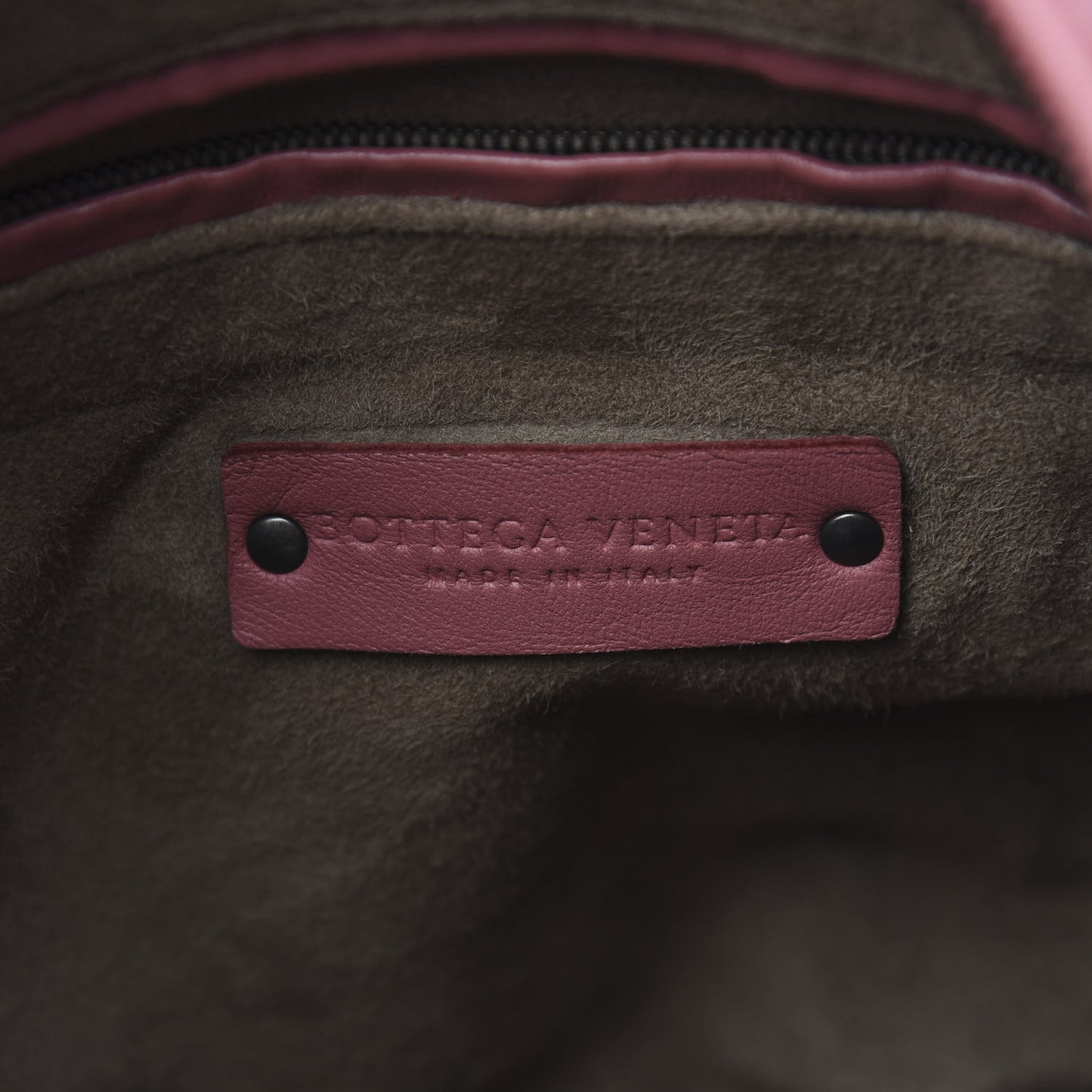 Nappa Intrecciato Medium Veneta Hobo Quarzo