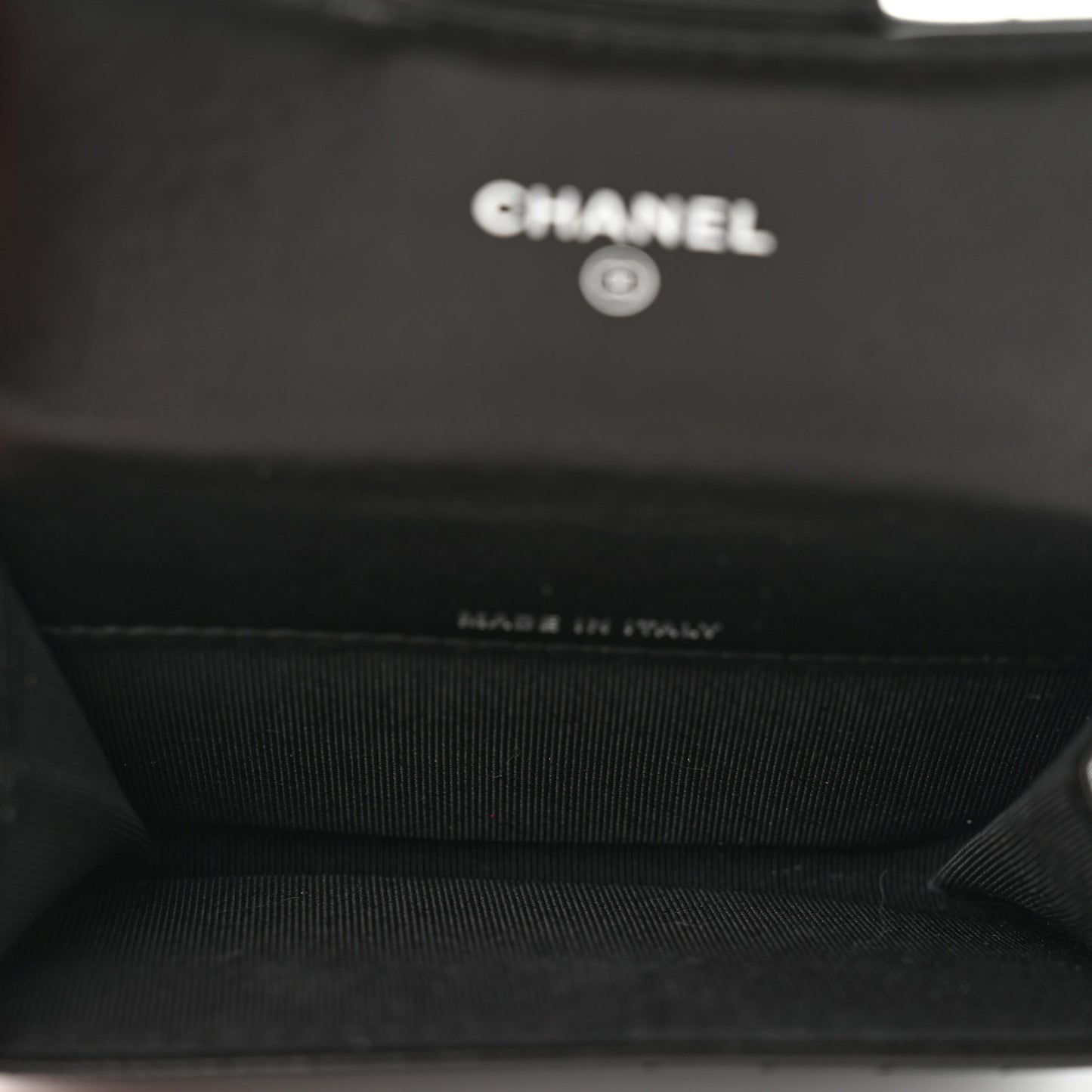Aged Calfskin Chevron Quilted Reissue Flap Card Holder So Black