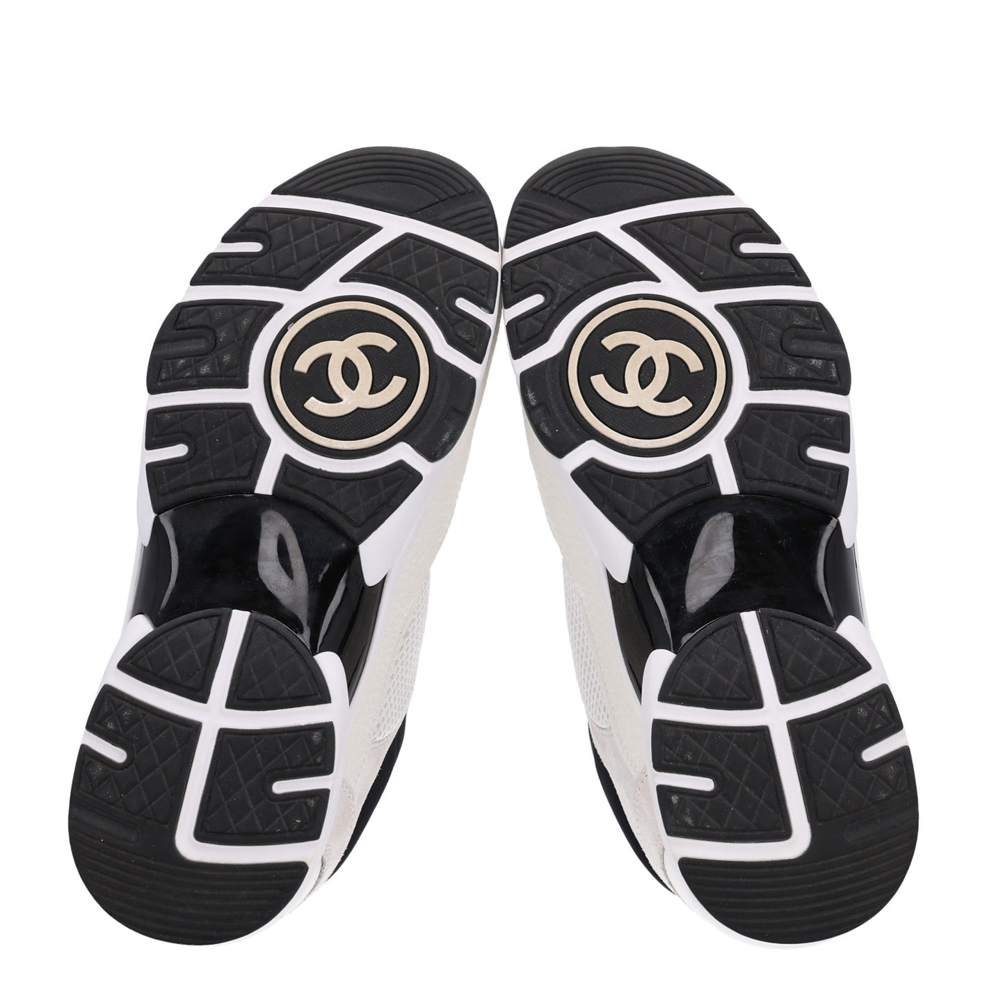 Mesh Suede Calfskin Grained Calfskin Womens CC Sneakers 38 White Black