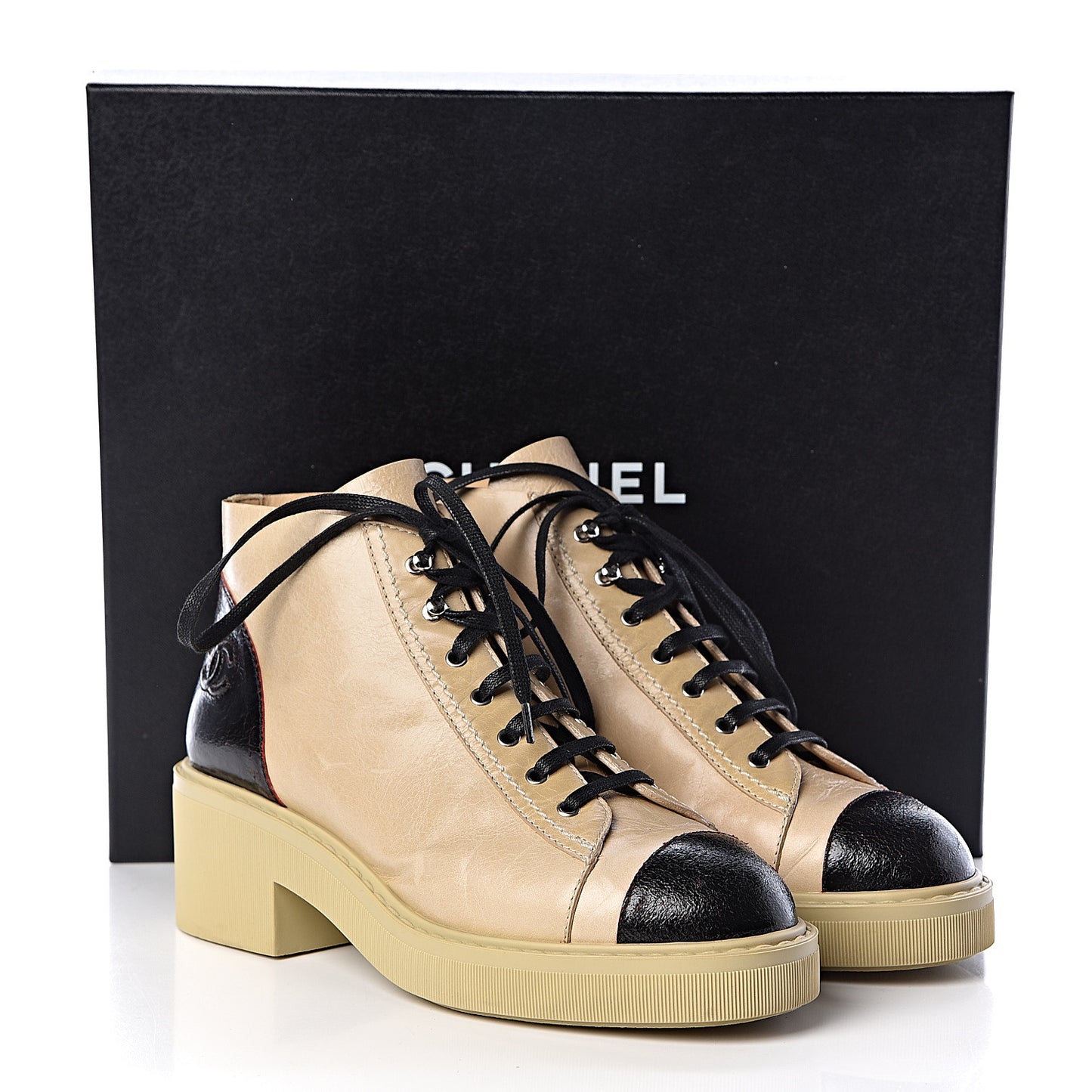 Crumpled Calfskin Lace Up Short Boots 38 Beige Black