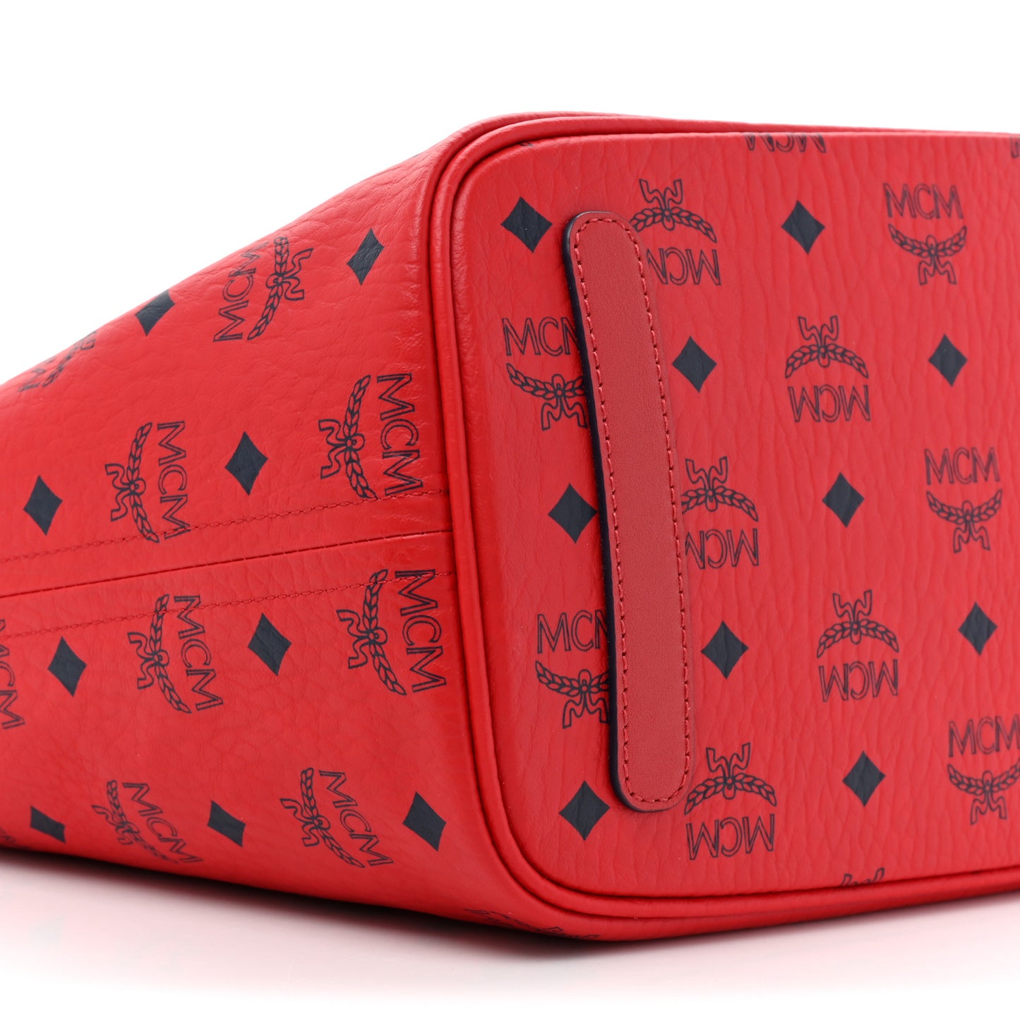 Visetos Medium Liz Reversible Shopper Tote Ruby Red