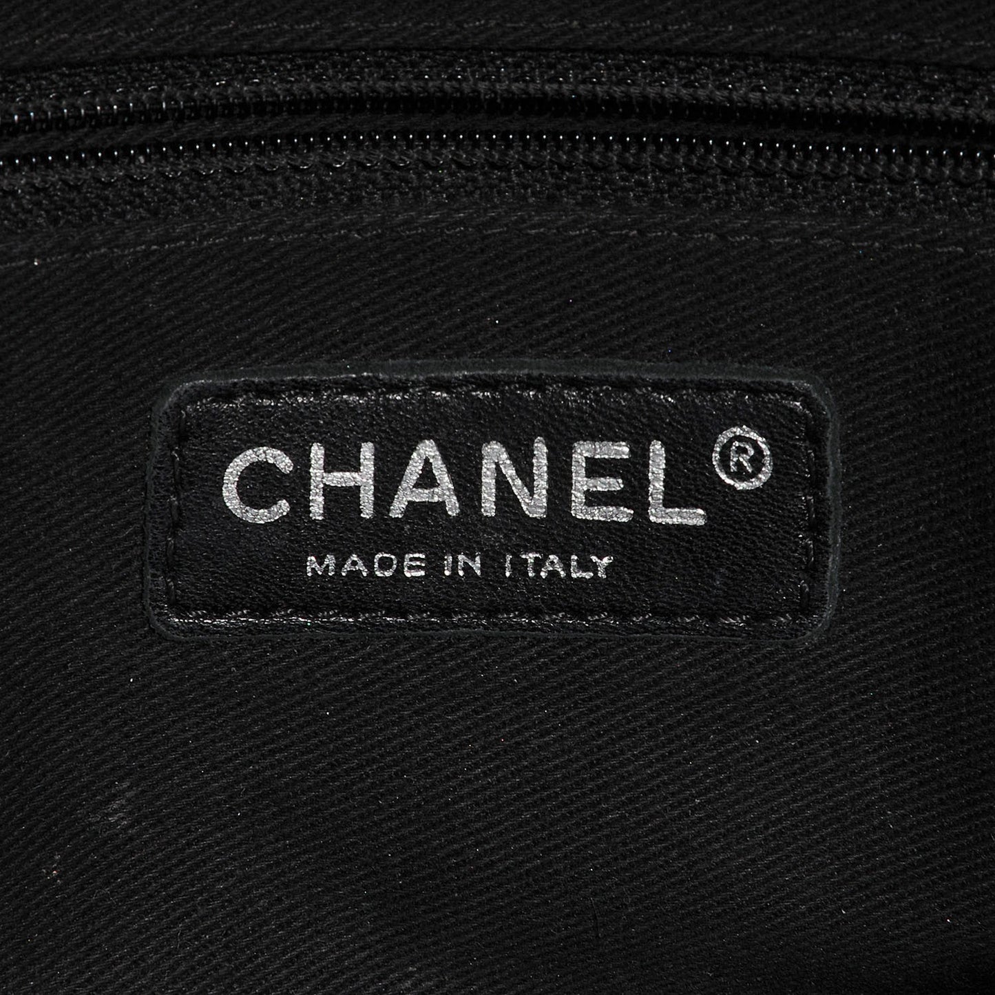 Iridescent Quilted Chic Caviar Small Flap Dark Silver