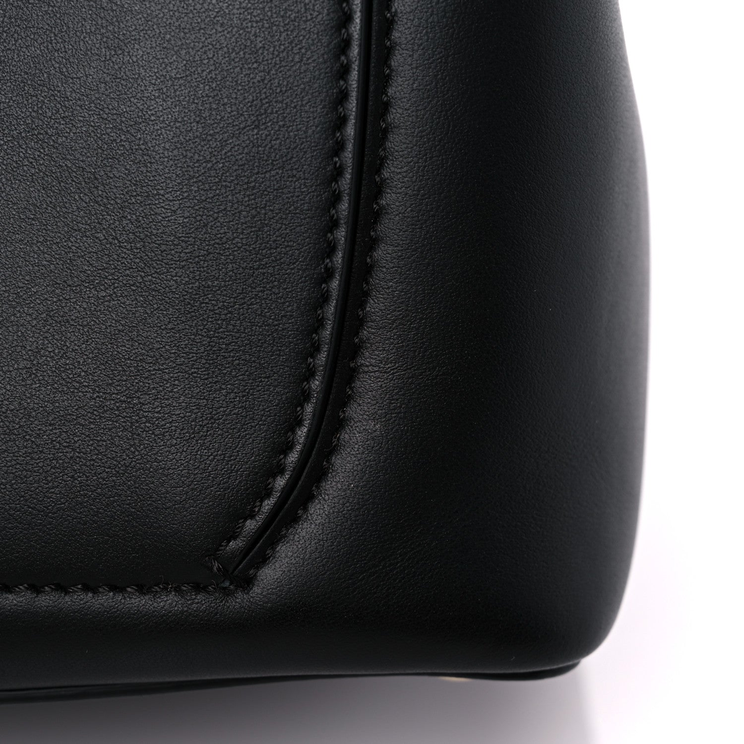 Burberry Smooth Bonded Calfskin Large Saddle Tote Black 11 of 13