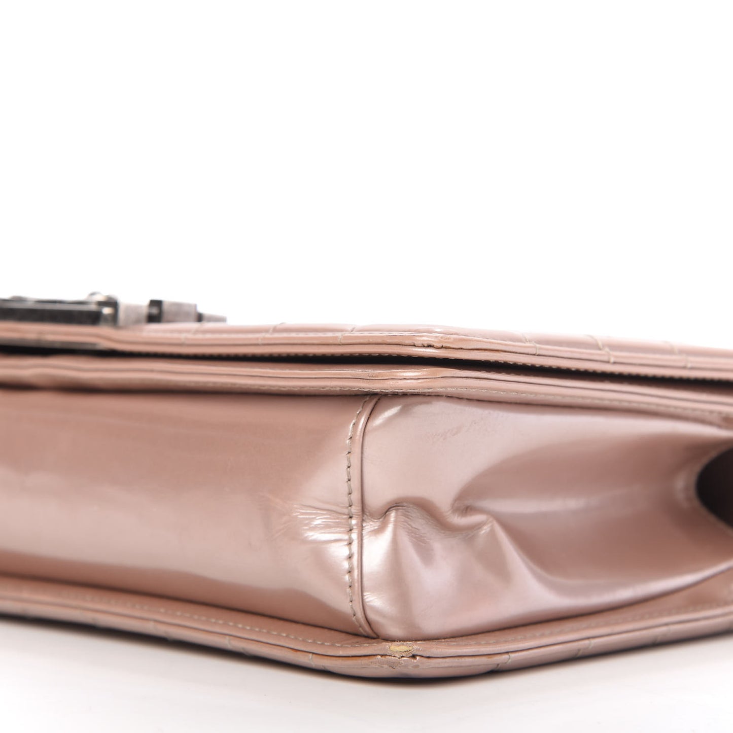 Iridescent Glazed Calfskin Medium Boy Flap Light Pink