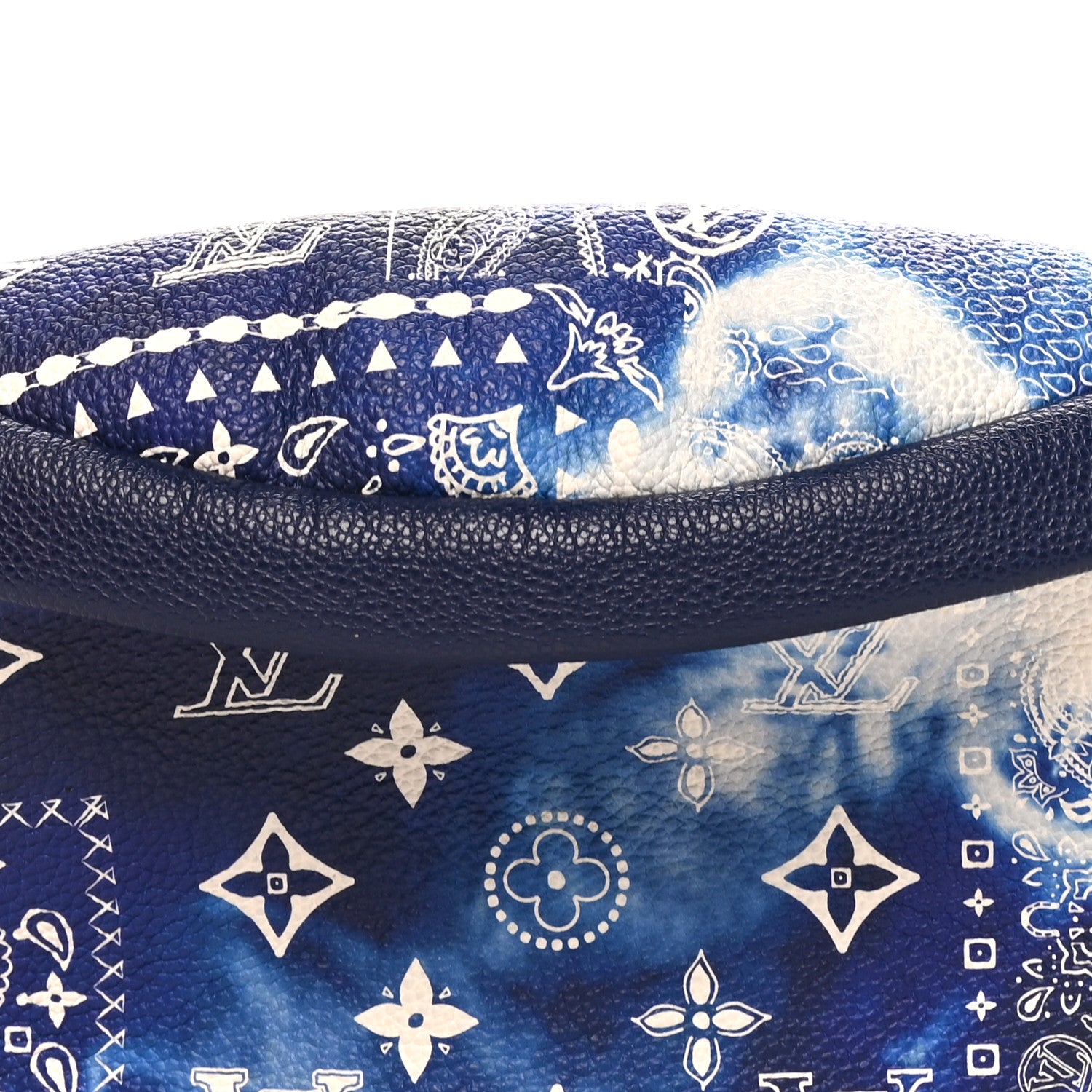 Louis Vuitton Cowhide Monogram Bandana Discovery Bumbag PM Blue 7 of 10