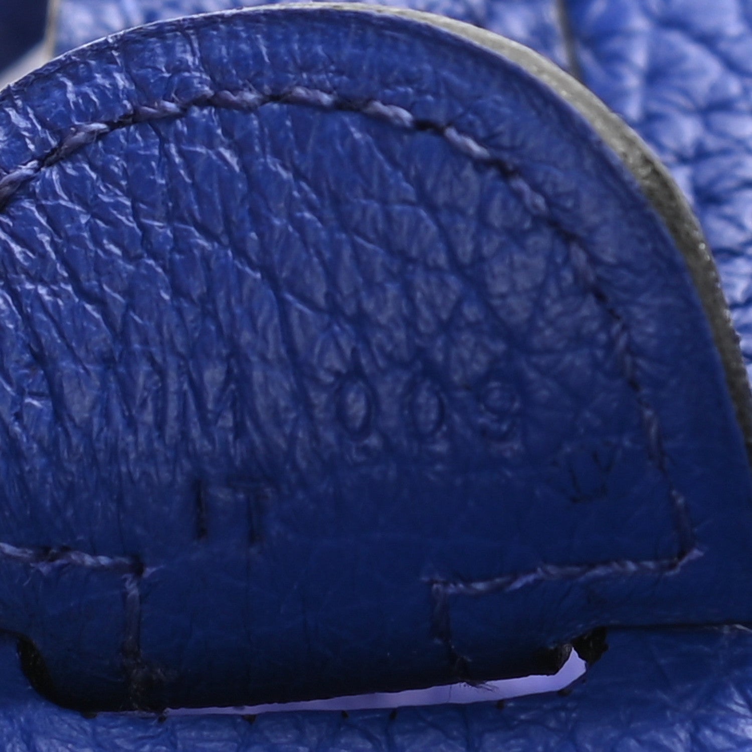 Hermes Taurillon Clemence Evelyne III PM Bleu Electrique 7 of 10
