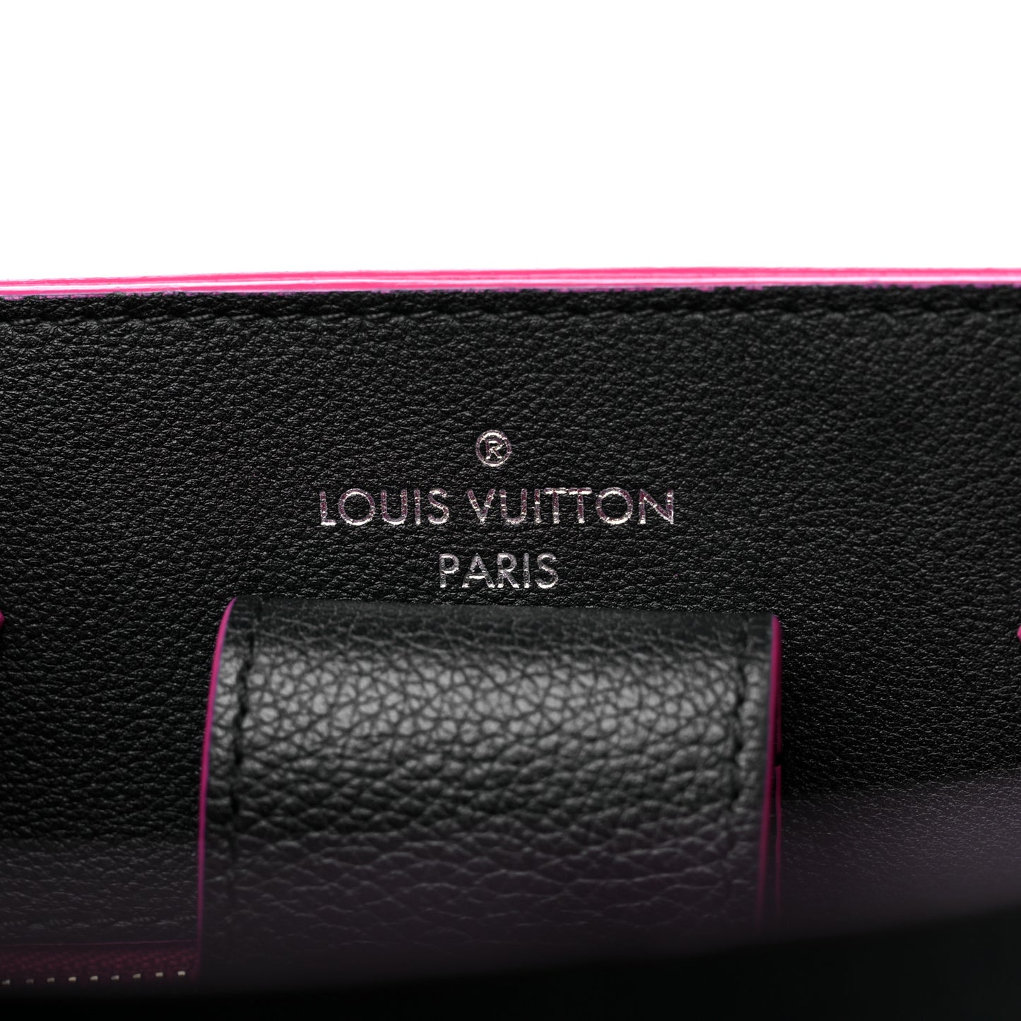 Calfskin Lockme Bucket Black