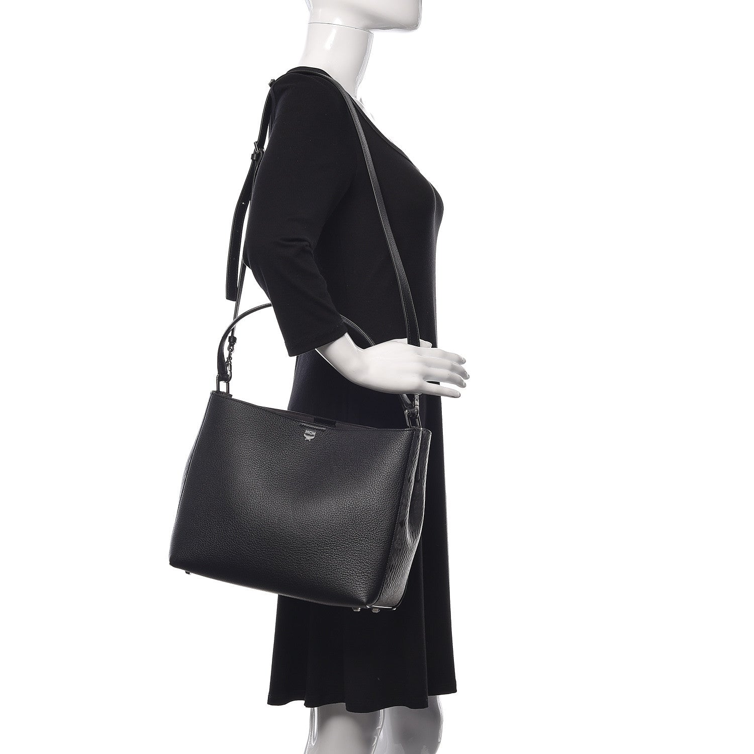 MCM Grained Calfskin Visetos Medium Sarah Hobo Black 3 of 10