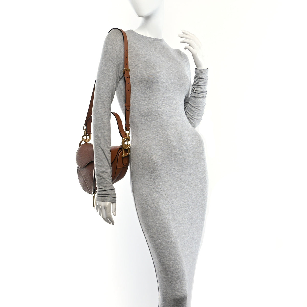 Grained Calfskin Saddle Bag With Strap Camello