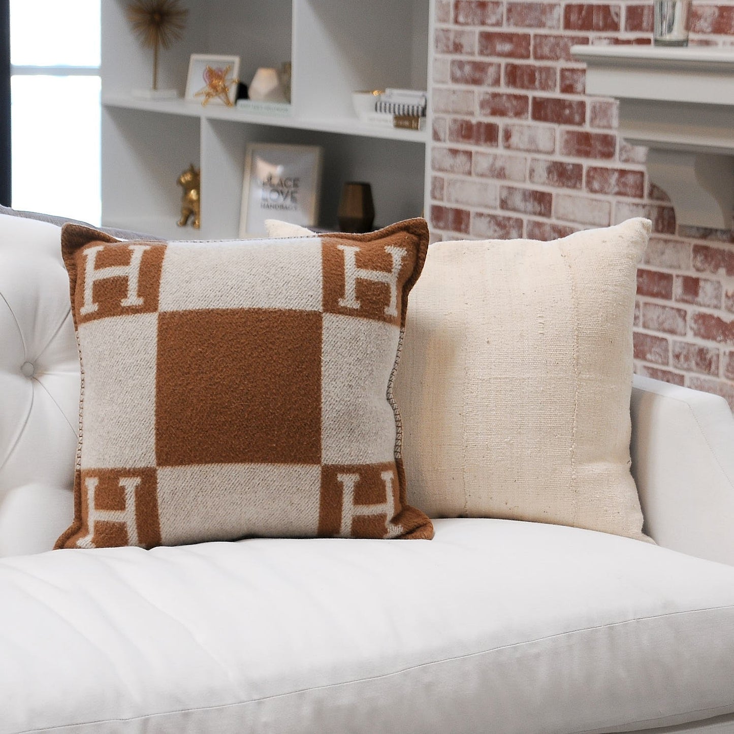 Wool Cashmere Avalon Pillow PM Ecru Camel