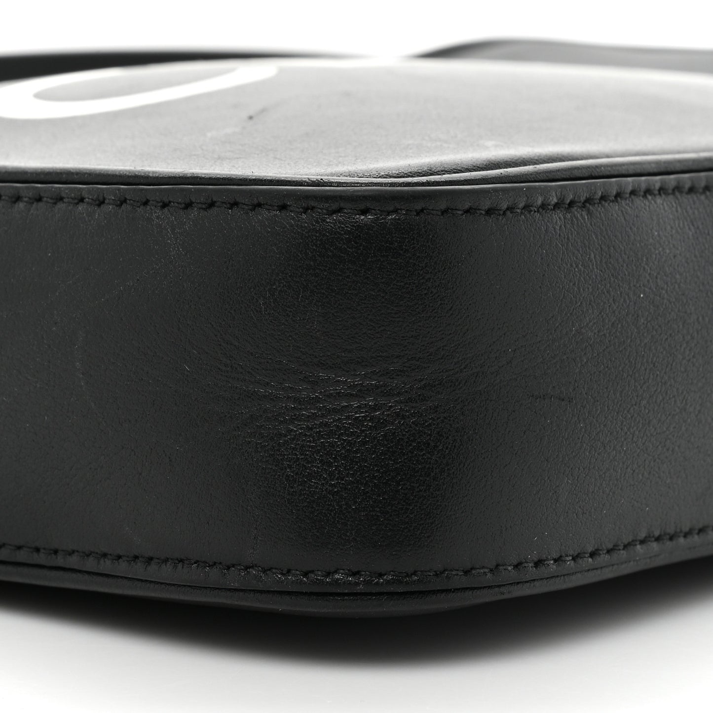 Smooth Calfskin Medium Messenger Bag Black