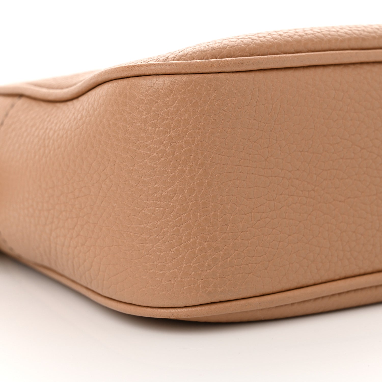 Gucci Pebbled Calfskin Small Soho Disco Bag Camelia 9 of 16