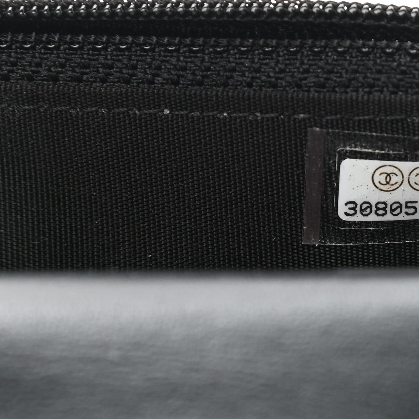 Calfskin Quilted Maxi Pearls Clutch With Chain Black