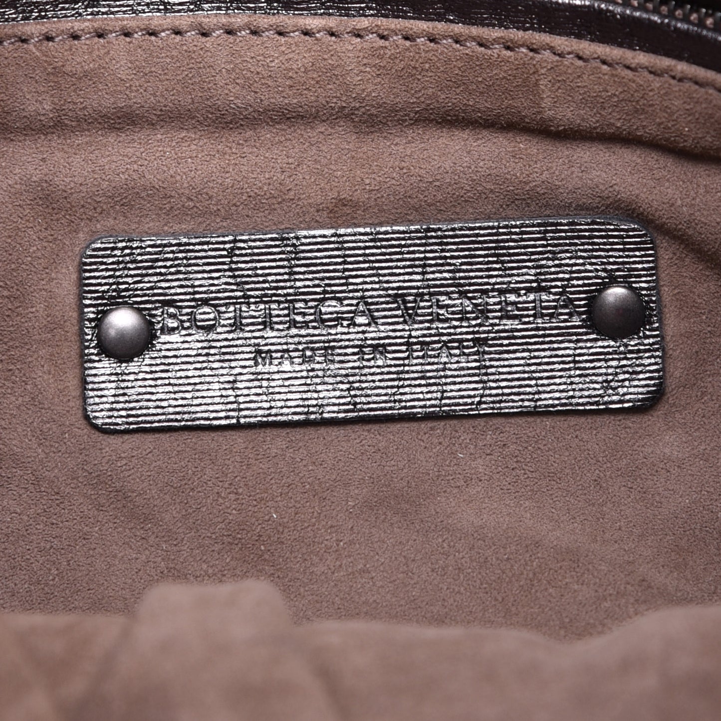 Metallic Nappa Intrecciato Medium Veneta Hobo Pewter