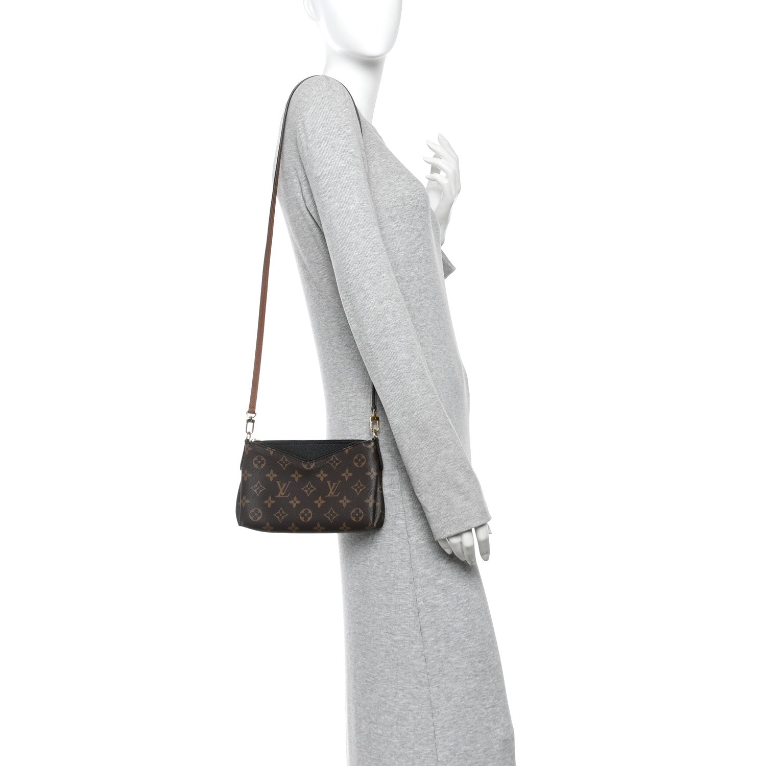 Louis Vuitton Monogram Pallas Clutch Black 2 of 9