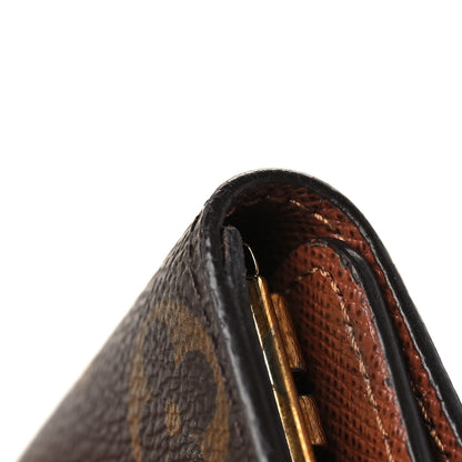 Louis Vuitton Patent Louise Clutch Pomme D'Amour 3 of 10