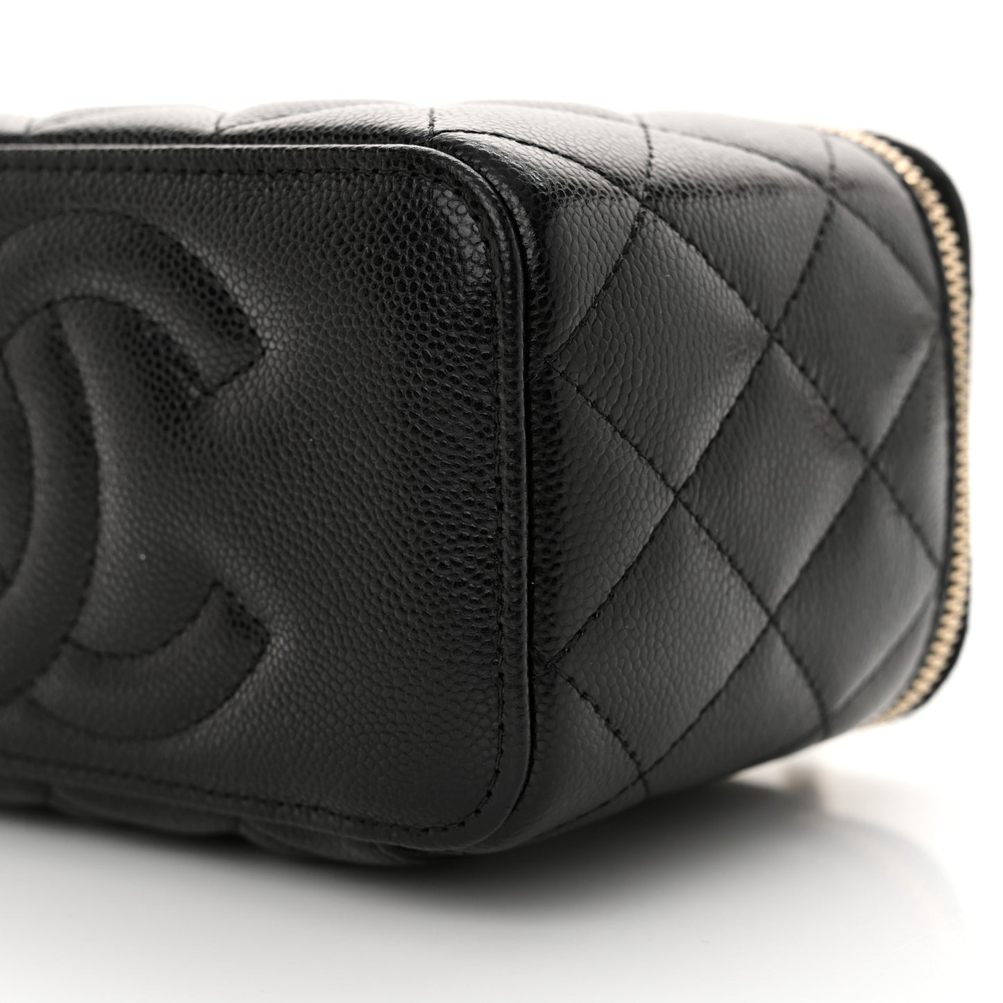Caviar Quilted Small Vanity Case With Chain Black