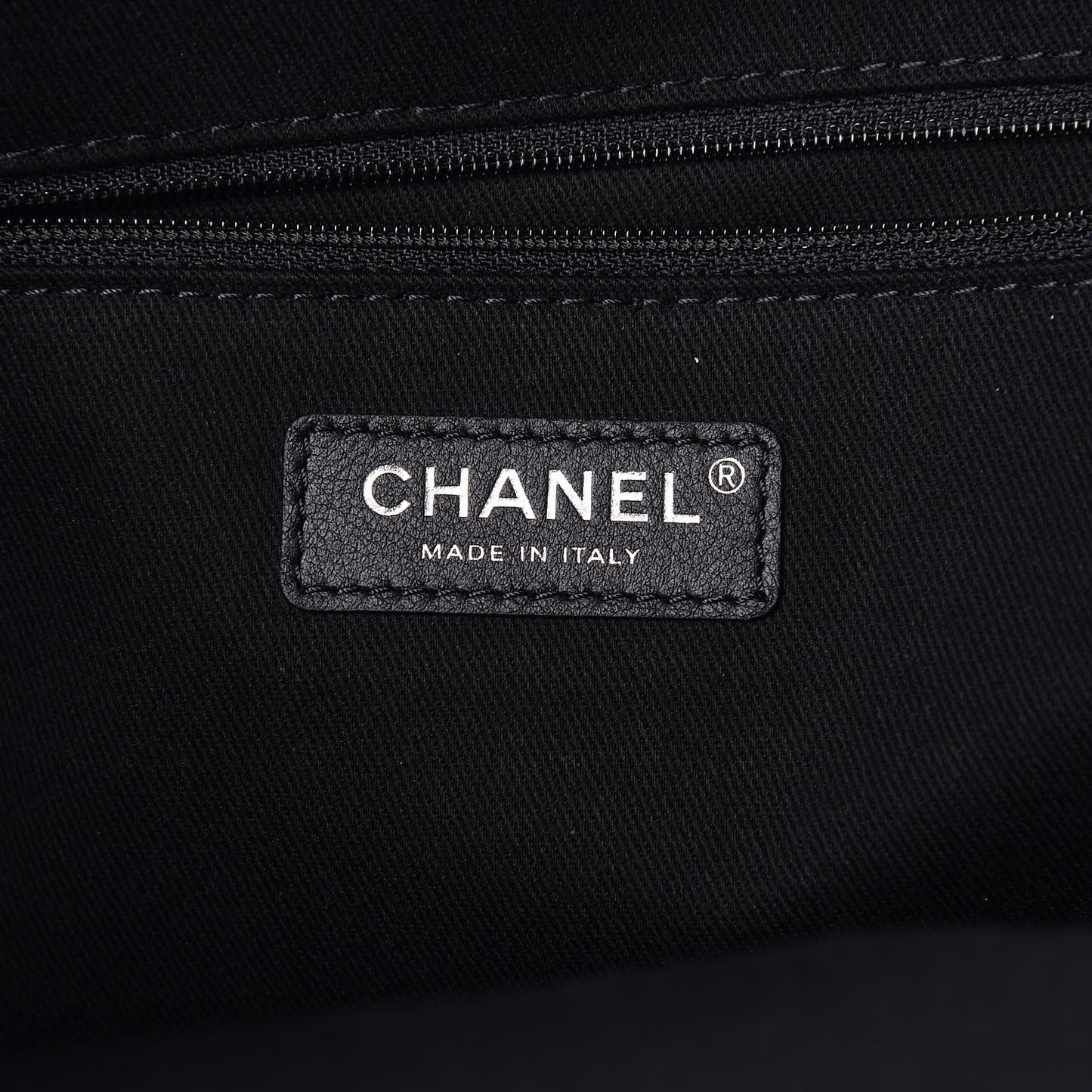 Lurex Boucle Large Deauville Tote Black