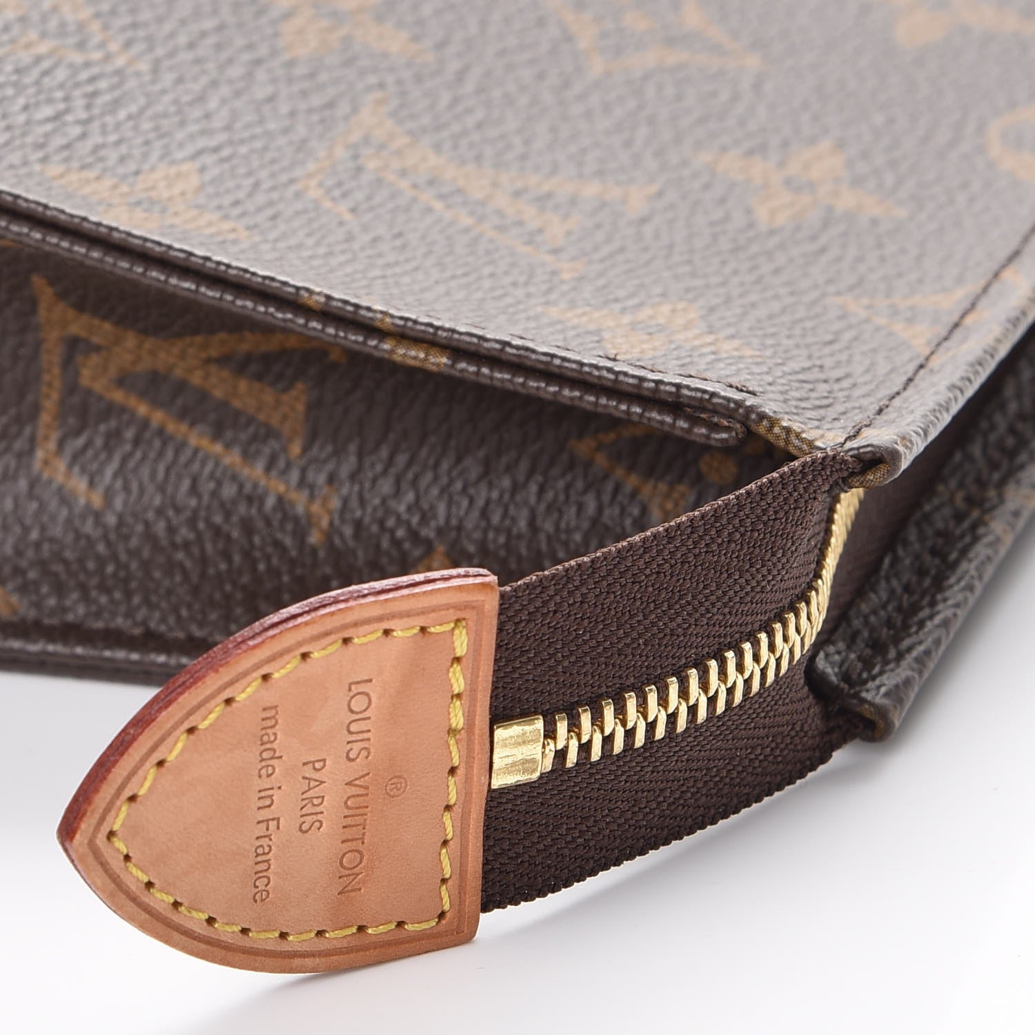 Louis Vuitton Monogram Toiletry Pouch 15 6 of 9