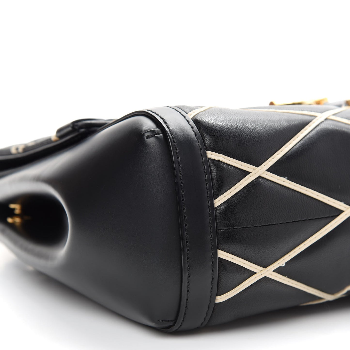 Lambskin Malletage Pochette Flap Black